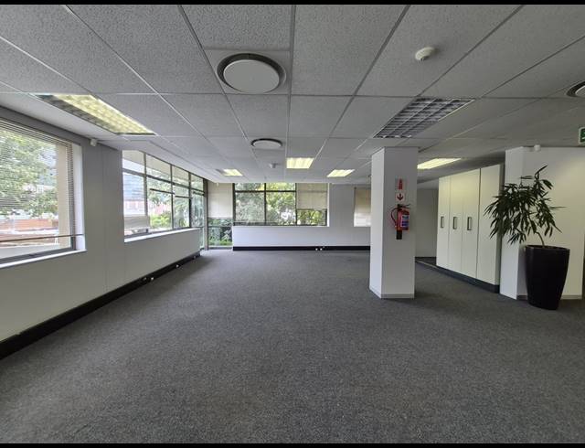 333M² OFFICE TO LET IN SANDTON CENTRAL